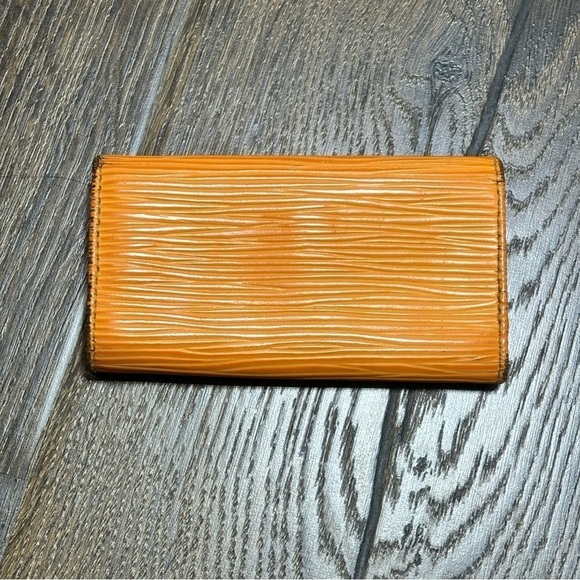 Louis Vuitton 4 ring key wallet orand - Picture 11 of 12